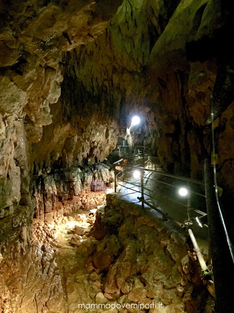 Grotte di Stiffe - San Demetrio ne’ Vestini - AQ - Mamma dove mi porti?