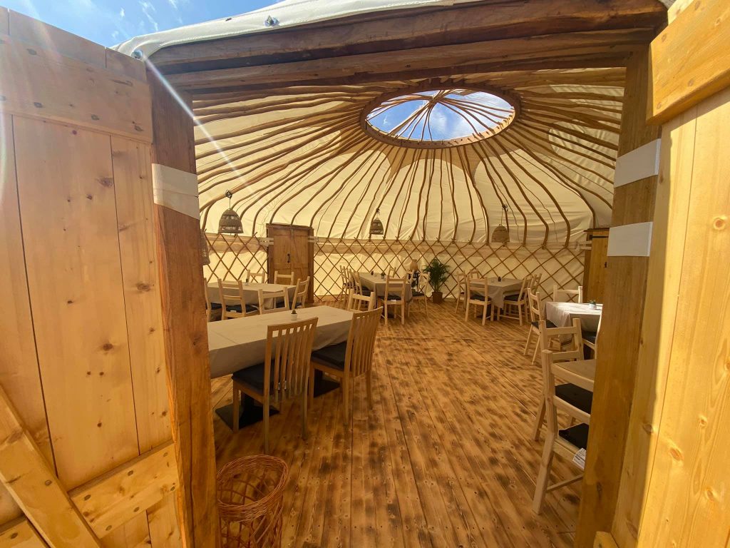 yurta della fattoria valle magica