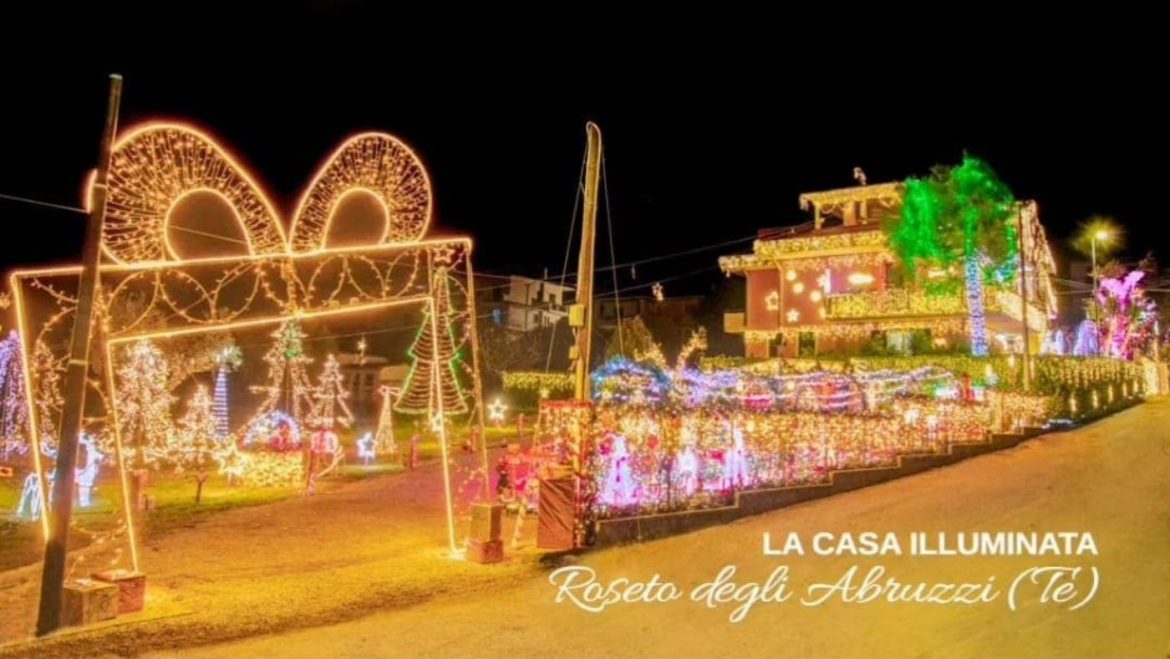 La Casa Illuminata continua ad essere illuminata ancora per un po